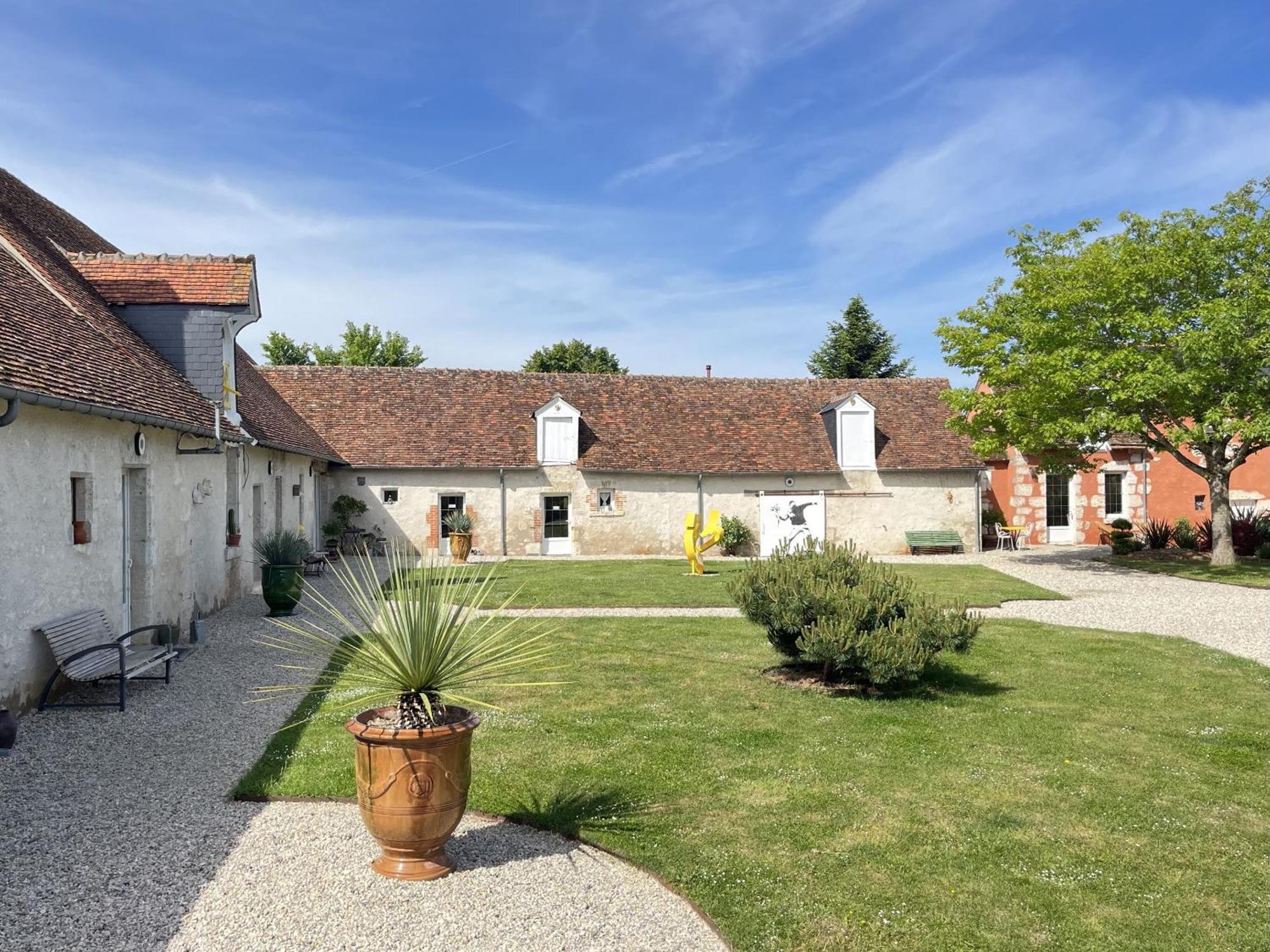 Le Clos Des Chateaux Chitenay Exteriör bild